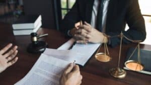 עורך דין הטרדה מינית בעבודה